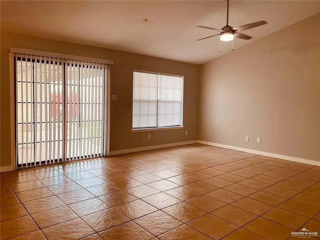 2 bed, 2.0 bath, 1544 sqft, $1,550 — Photo 4