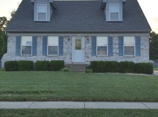 11306 Garden Trace Dr, Louisville, KY 40229