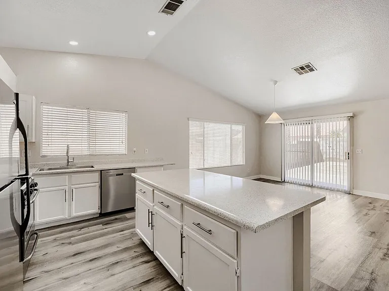 5115 Vista Del Rancho Way — Photo 7