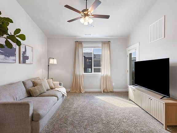 5th image of 13528 S Commodus Dr W #301