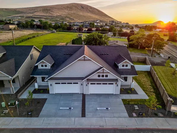 4529 Grove Ct, West Richland, WA 99353