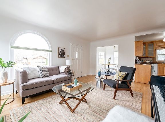 4th image of 534 E Kensington Ave