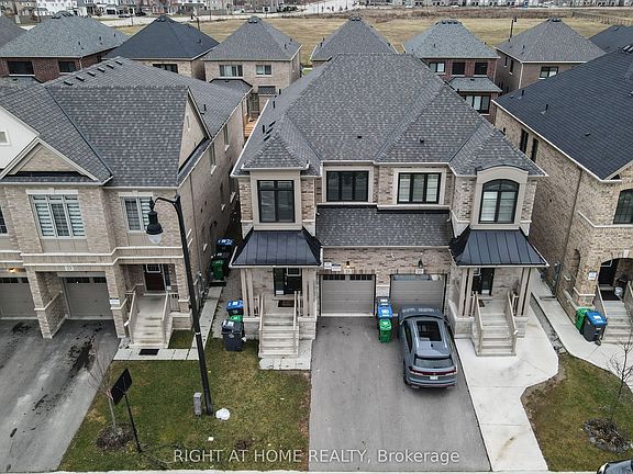 2nd image of 25 Hubbell Rd