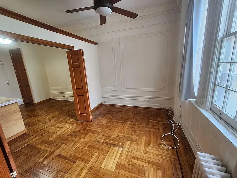 339 W 71st St #7 — Photo 4