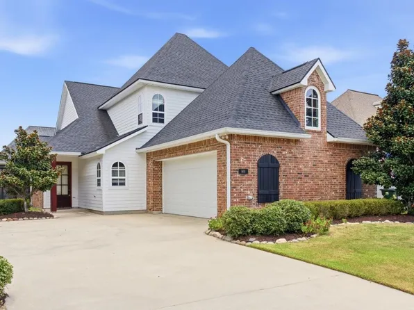 5831 Weeping Willow Dr, Lake Charles, LA 70605