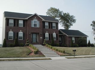 1060 Oxford Hill Rd, O'Fallon, IL 62269