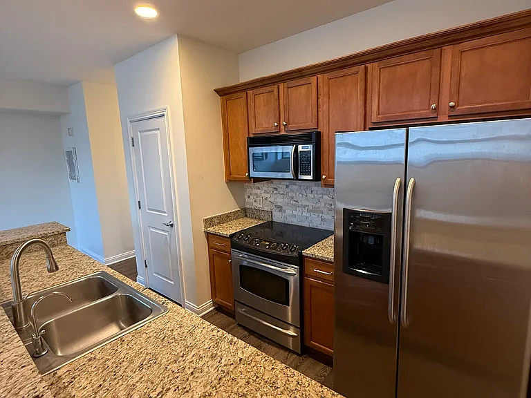 350 N Meridian St #208 — Photo 31