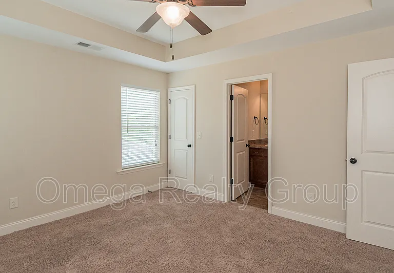 4560 Barretts Trace Blvd — Photo 22