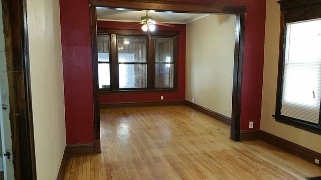 2nd image of 11320 S Wentworth Ave