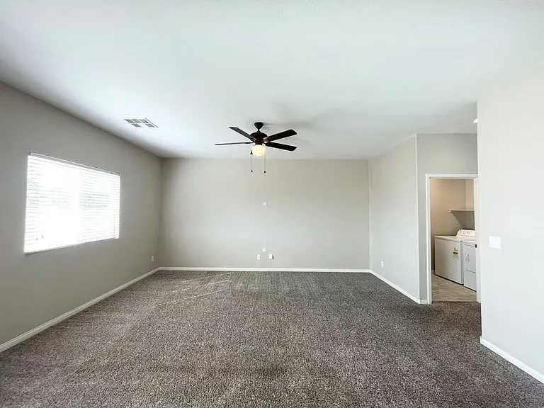 6415 Pochman Mesa St — Photo 5