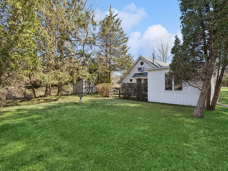 1728 Montauk Hwy — Photo 23