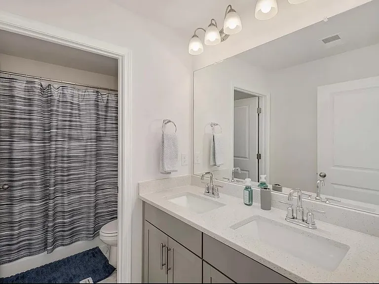 6231 Graymount Trl — Photo 19