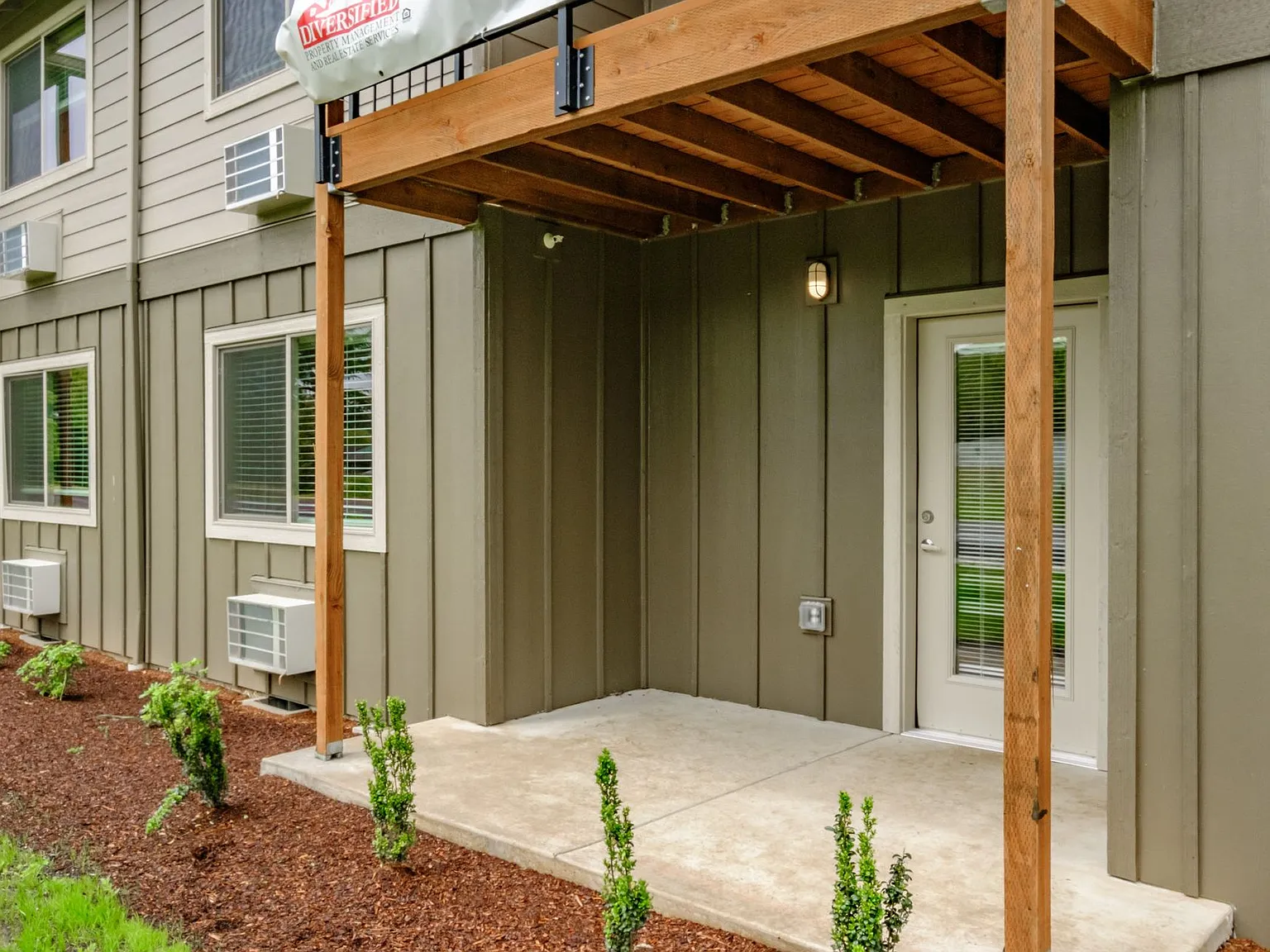 Santiam Gateway Apartments — Photo 3