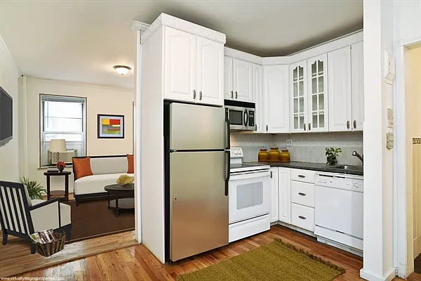 Sold by Citi Habitats | media 6