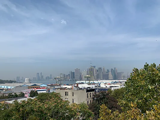 Rented by Compass | media 25