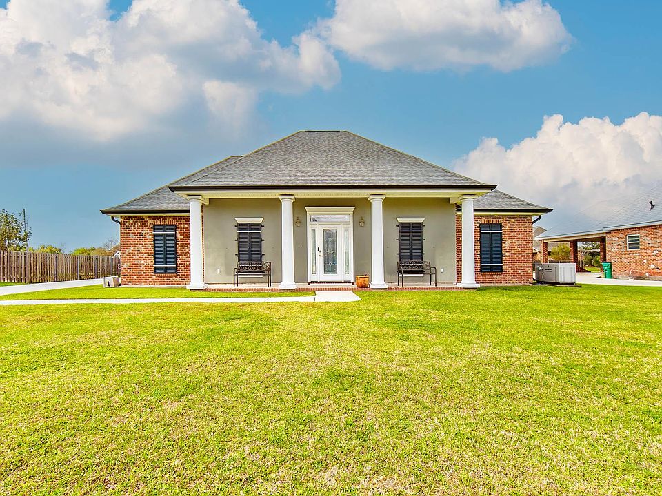 1st image of 308 Meadow View Ct