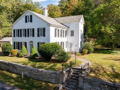 9 Long Hill Road, East Hampton, CT, 06424