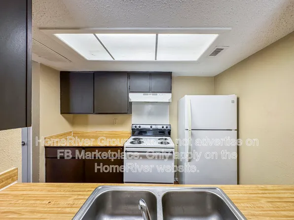 7431 Holly Hill Dr, Dallas, TX