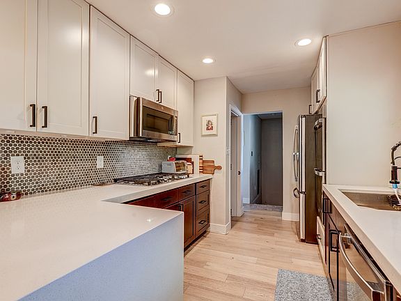 5th image of 3101 W 37th Ave