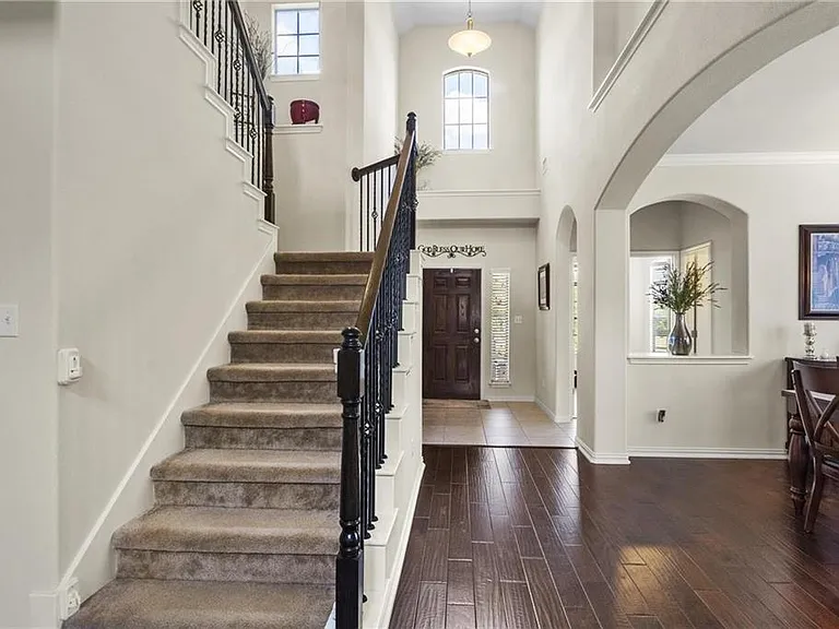 120 Seminole Canyon Dr — Photo 18