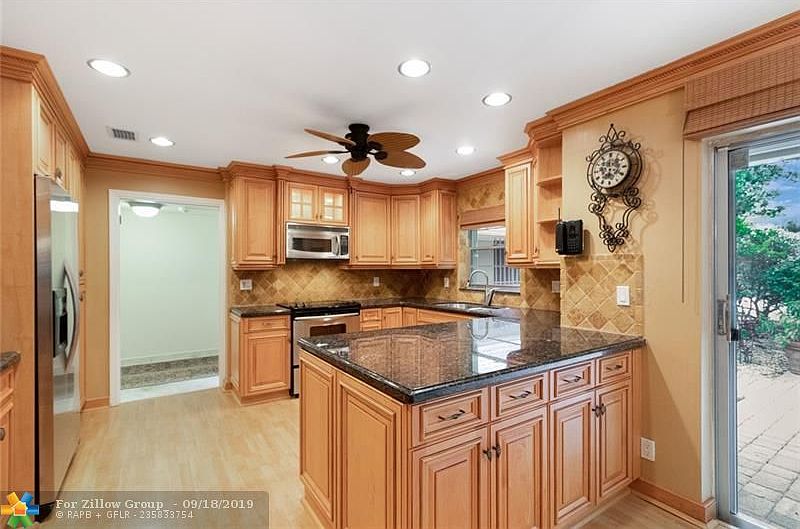 1st image of 4029 N Cypress Dr #P-1
