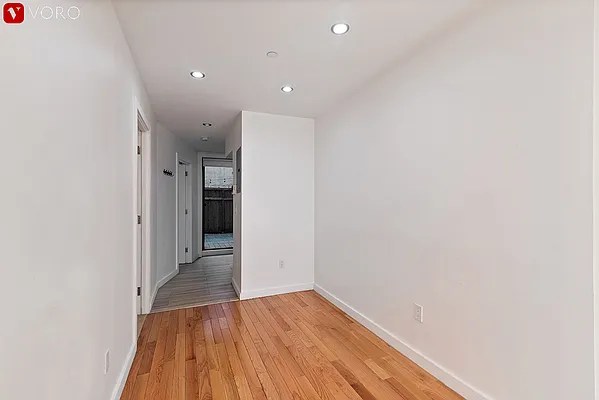 Rented by Voro NYC | media 8