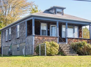 1736 Bay St, Fall River, MA 02724
