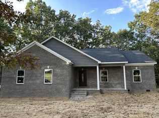 90 Creek Ln, Summertown, TN 38483