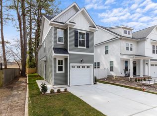 1557 Michigan Ave, Virginia Beach, VA 23454