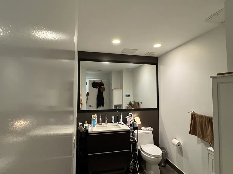 2-26 50th Ave #7F — Photo 22