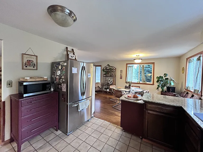 80 Bradley Pl — Photo 8