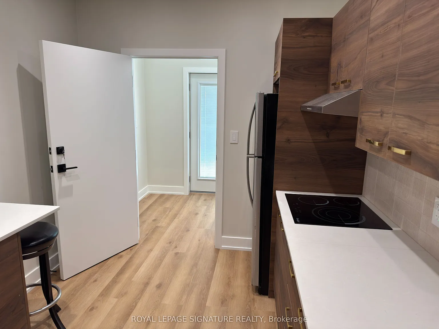 2 bed, $2,100 — Photo 2