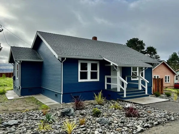 852 Vance Ave, Samoa, CA 95564