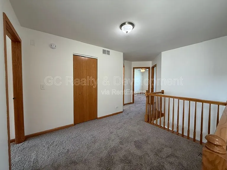 1026 Turin Dr — Photo 12