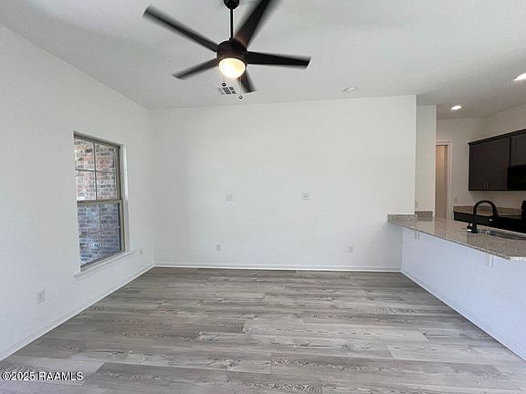 2nd image of 208 Peppercorn Way