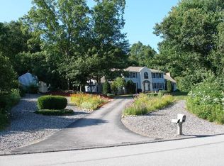 8 Wilson Rd, Windham, NH 03087