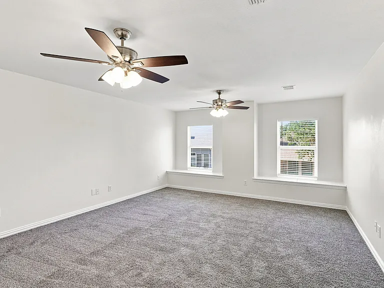 3403 Oakleigh Ln — Photo 17