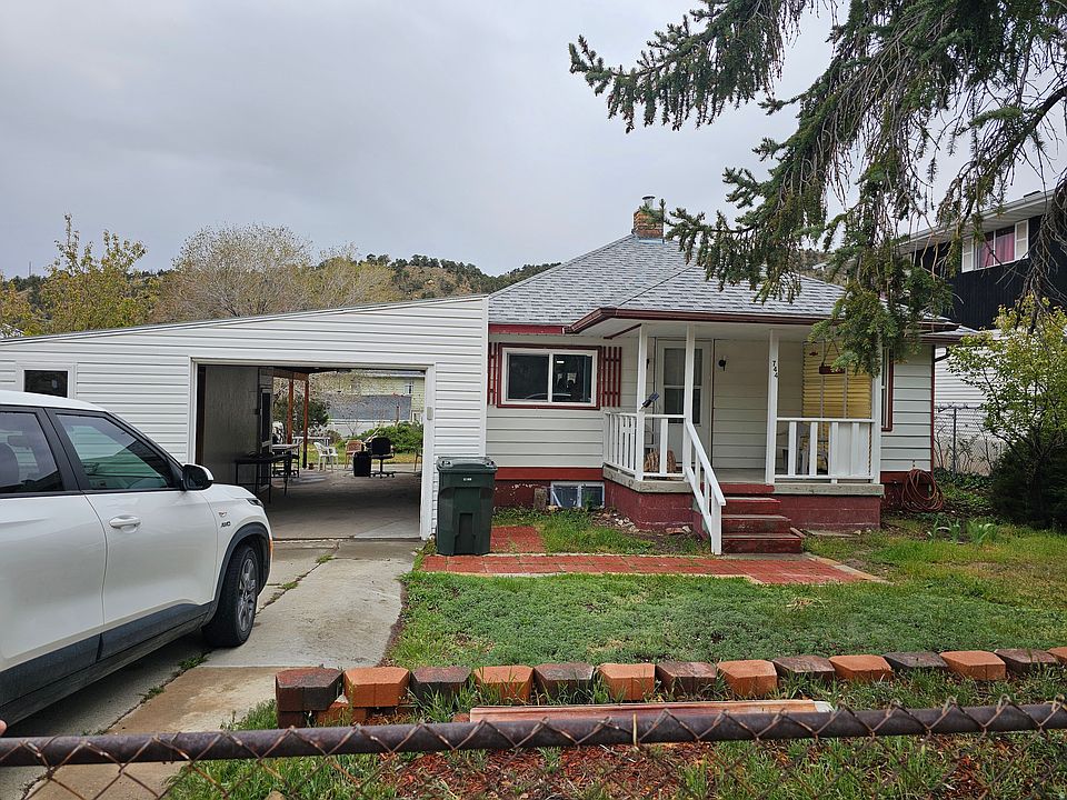 1st image of 744 Royal St