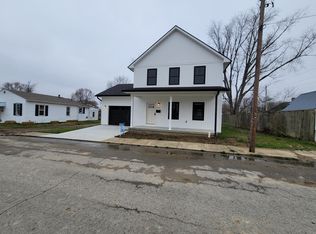 918 Maple St, Washington Court House, OH 43160