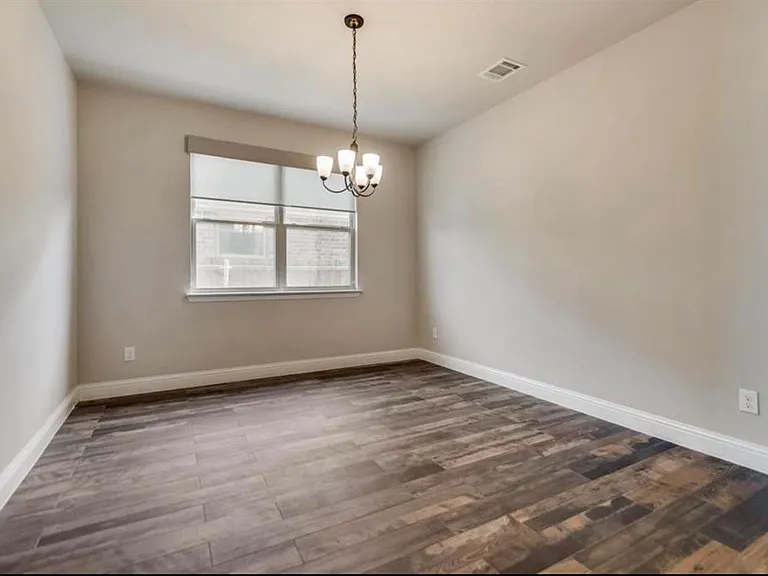 3716 Cameroon Ln — Photo 11