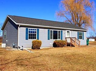 W6801 N Eastwood St, Van Dyne, WI 54979