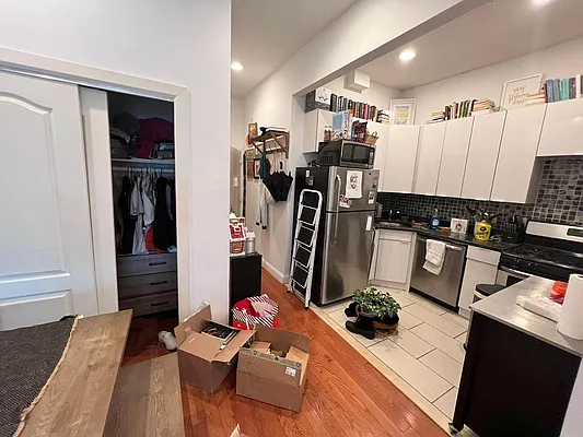 Rented by Best Apartments North Inc | media 19