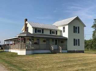 11615 Green Lake Rd, Middleville, MI 49333