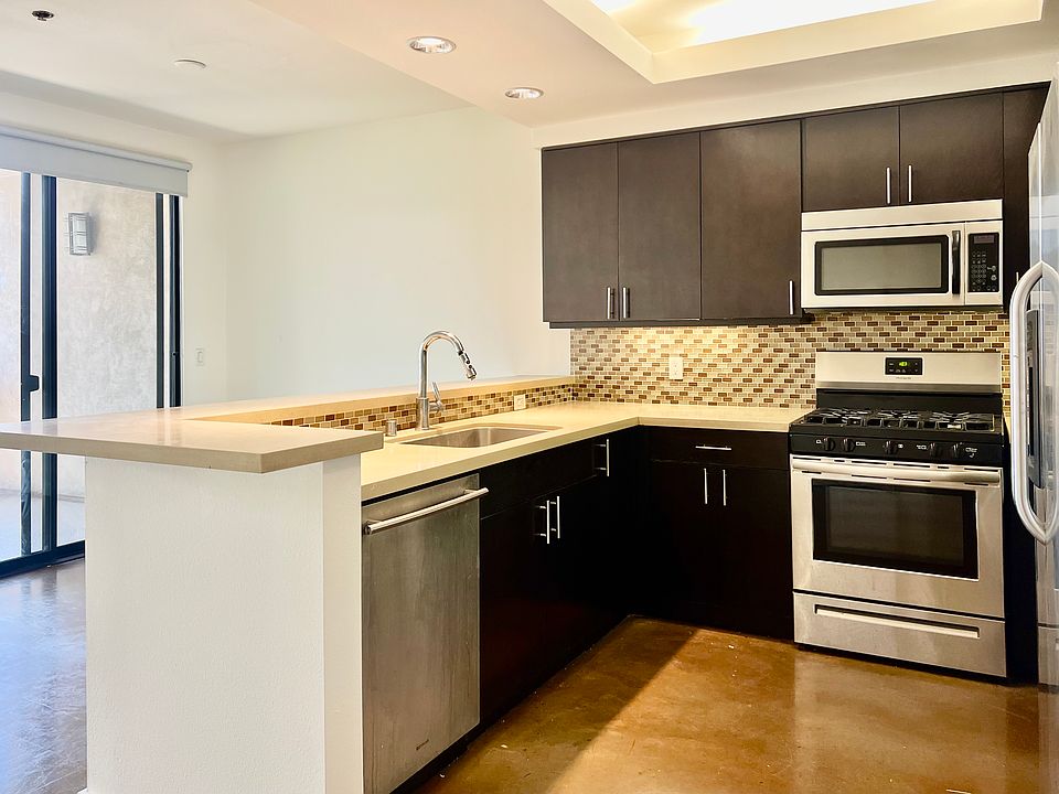 1st image of 5420 W Harold Way #302