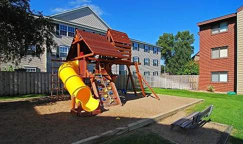 Executive Apartments — Photo 1