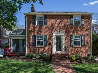 2801 N Somerset St, Arlington, VA 22213