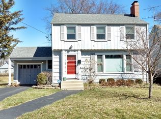 680 Algona Ave, Elgin, IL 60120