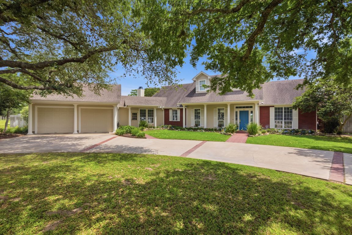 153 Shannon Dr Front View 6