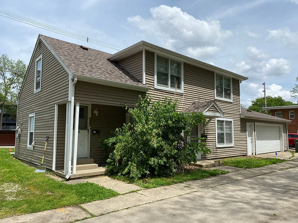 704 W Western Ave
