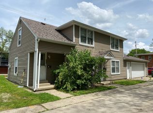 704 W Western, Urbana, IL 61801